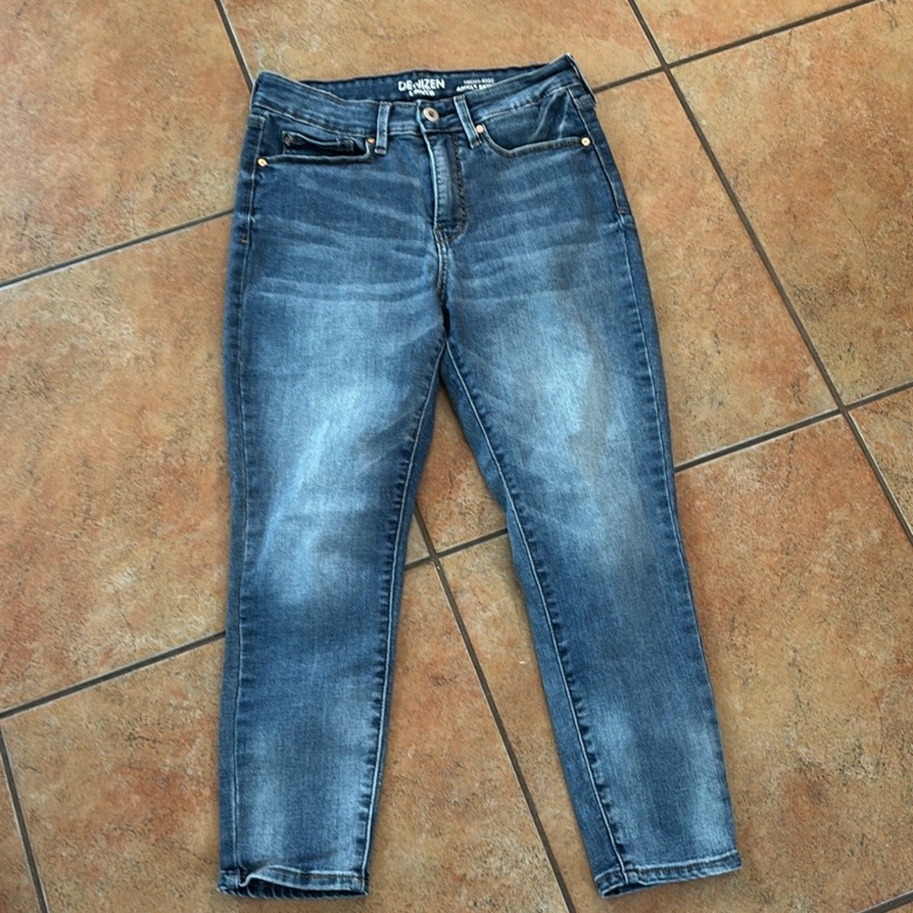 Levi’s Denizen High Rise Skinny Jeans Size 27x30